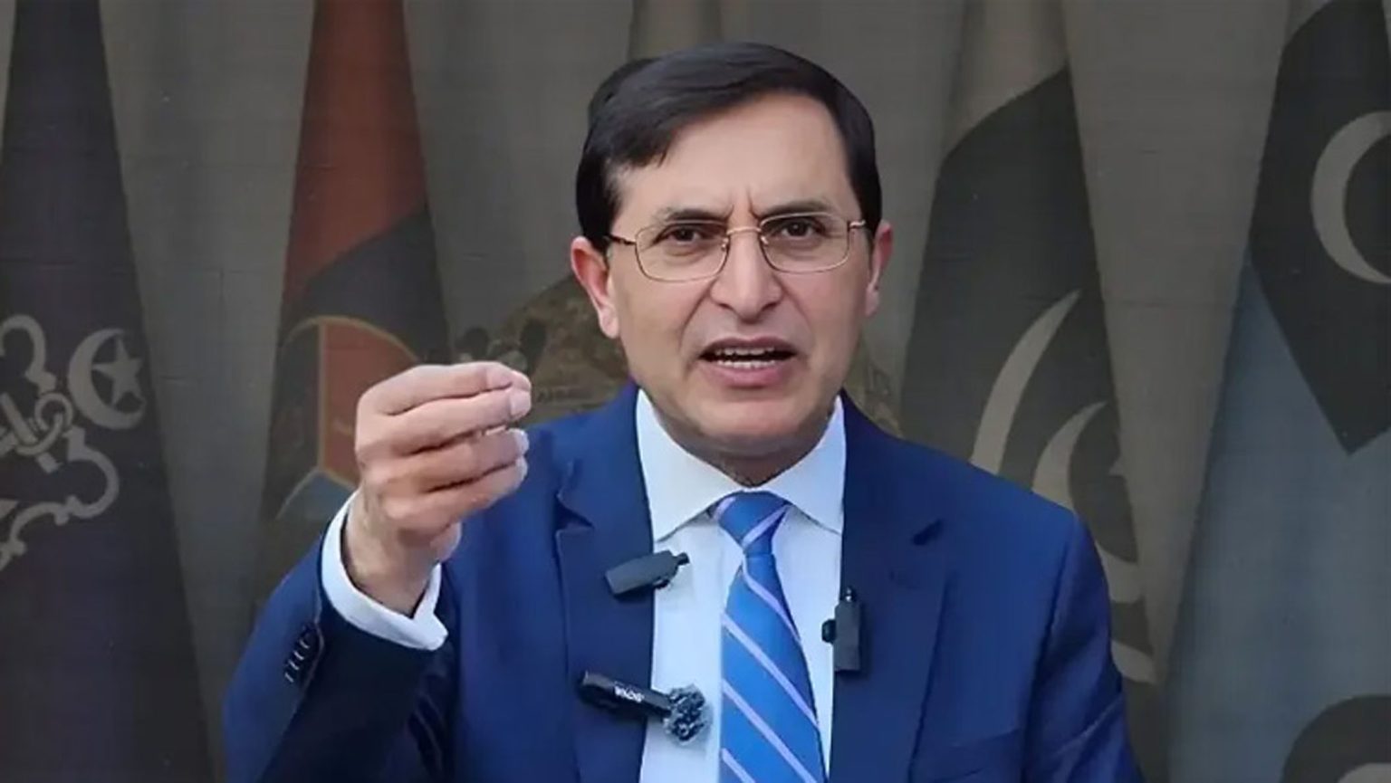 بانی پی ٹی آئی سے ملاقات نہ کرائی گئی تو بجٹ اجلاس کا بائیکاٹ کریں گے، بیرسٹر گوہر