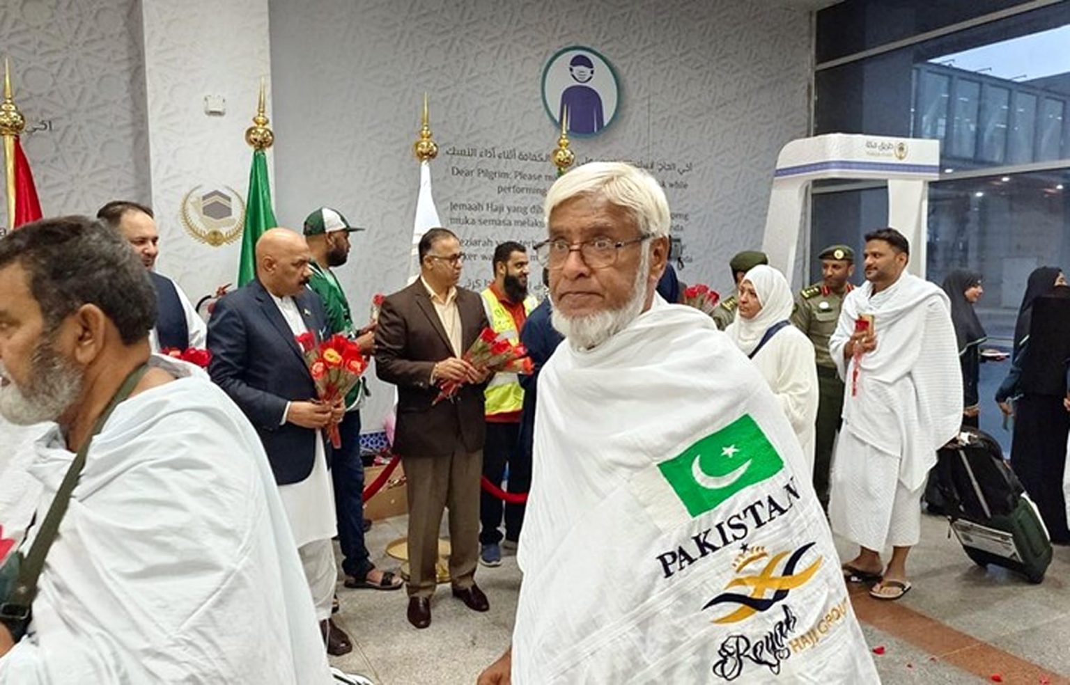 پاکستانی حجاج کی نصف سے زائد تعداد، 51 فیصد طبی عملہ اور خدام الحجاج واپس پہنچ گئے، ترجمان مذہبی امور