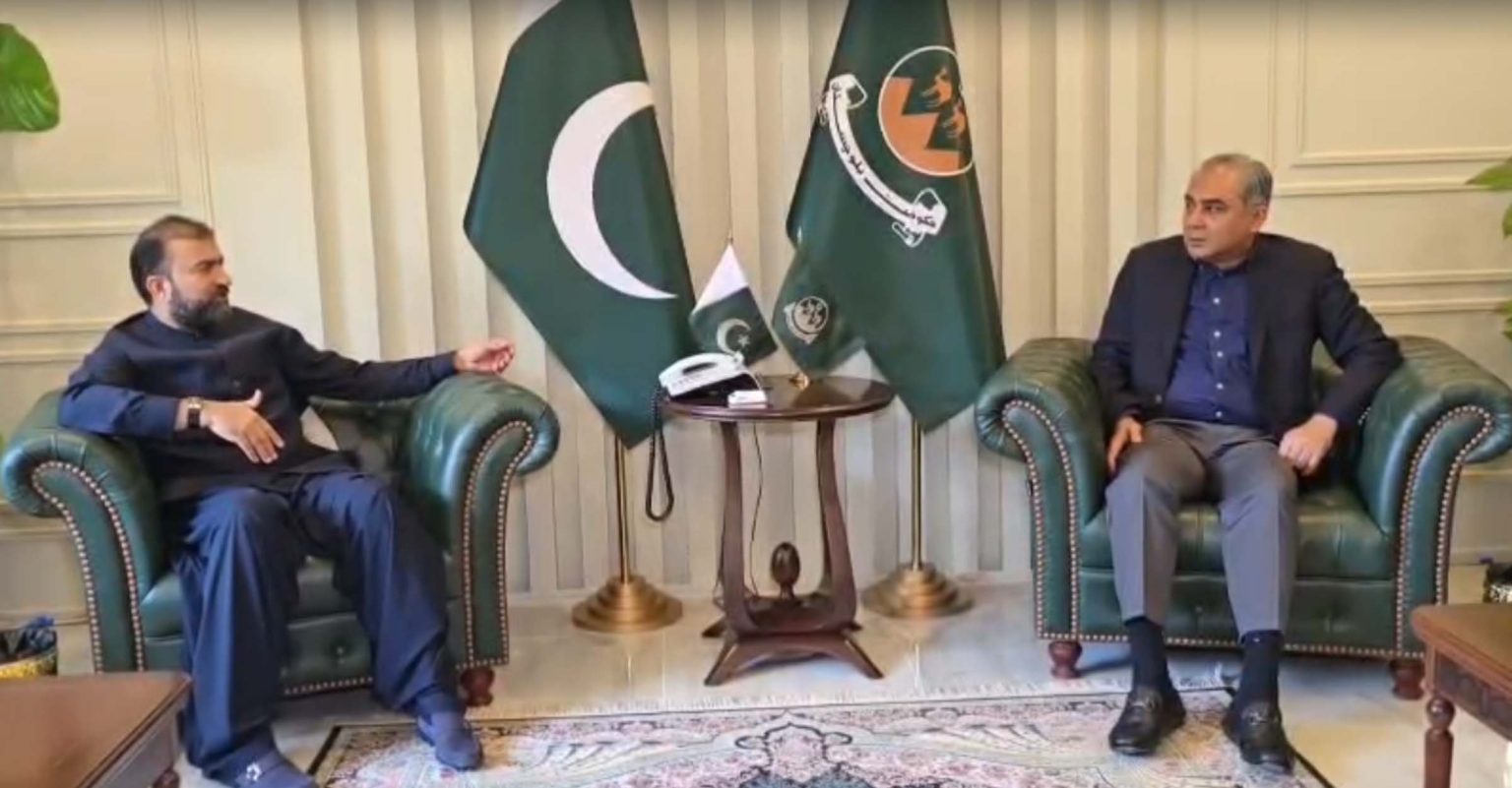 وفاقی وزیر داخلہ اور وزیراعلیٰ سرفراز بگٹی کی ملاقات، بلوچستان میں انسداد دہشتگردی فورس اور پولیس کی استعداد کار بڑھانے کا فیصلہ