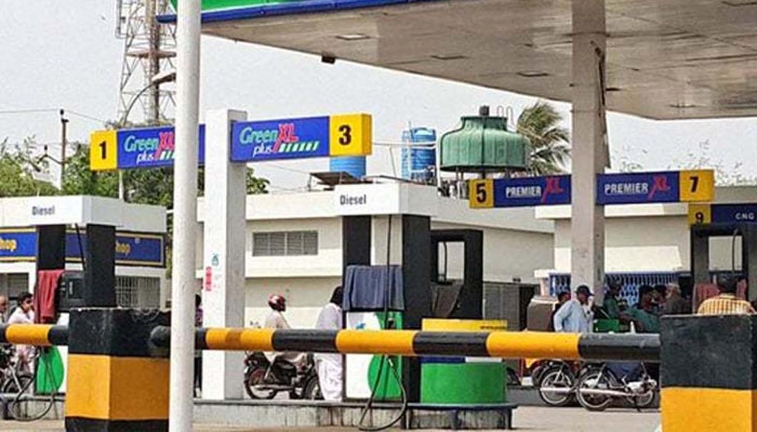 روزانہ کی بنیاد پر قیمتوں میں تبدیلی قبول نہیں، کل سے پمپ بند کریں گے، آل پاکستان پیٹرول پمپ ایسوسی ایشن