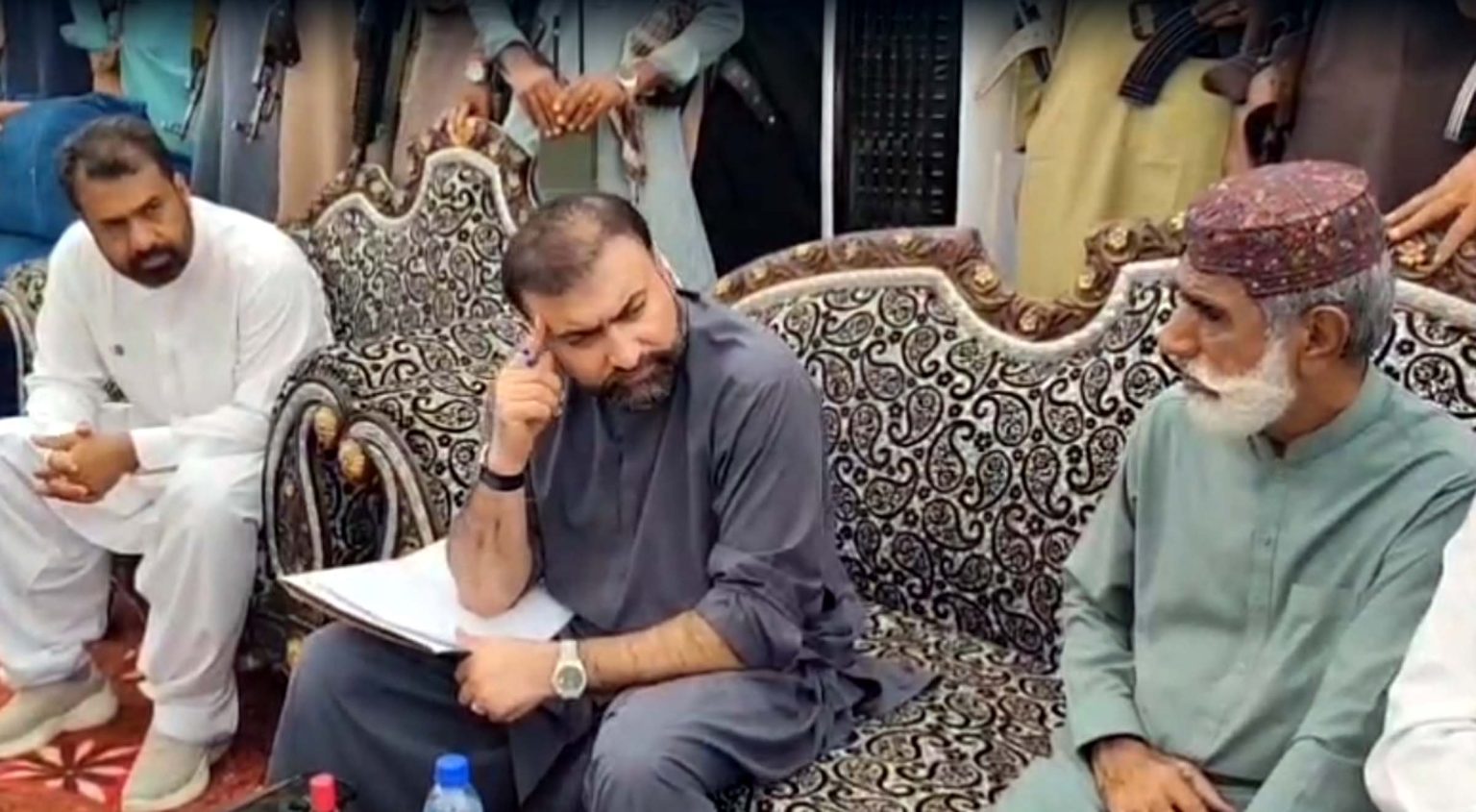 پسماندہ علاقوں کو ترقی دیں گے، صوبے میں سیکڑوں بند اسکول فعال کردیے، وزیراعلیٰ بلوچستان سرفراز بگٹی