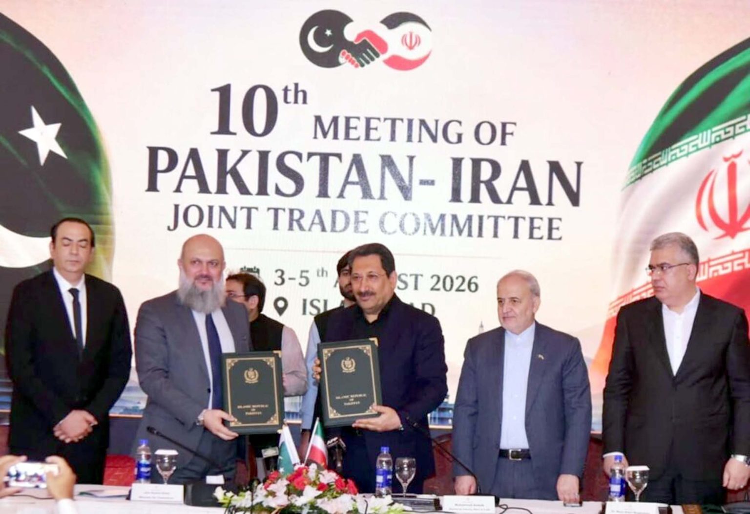 ایک سال کے دوران پاکستان کی ایران سے ریکارڈ ایک ارب 39کروڑ 50 لاکھ ڈالرکی درآمدات