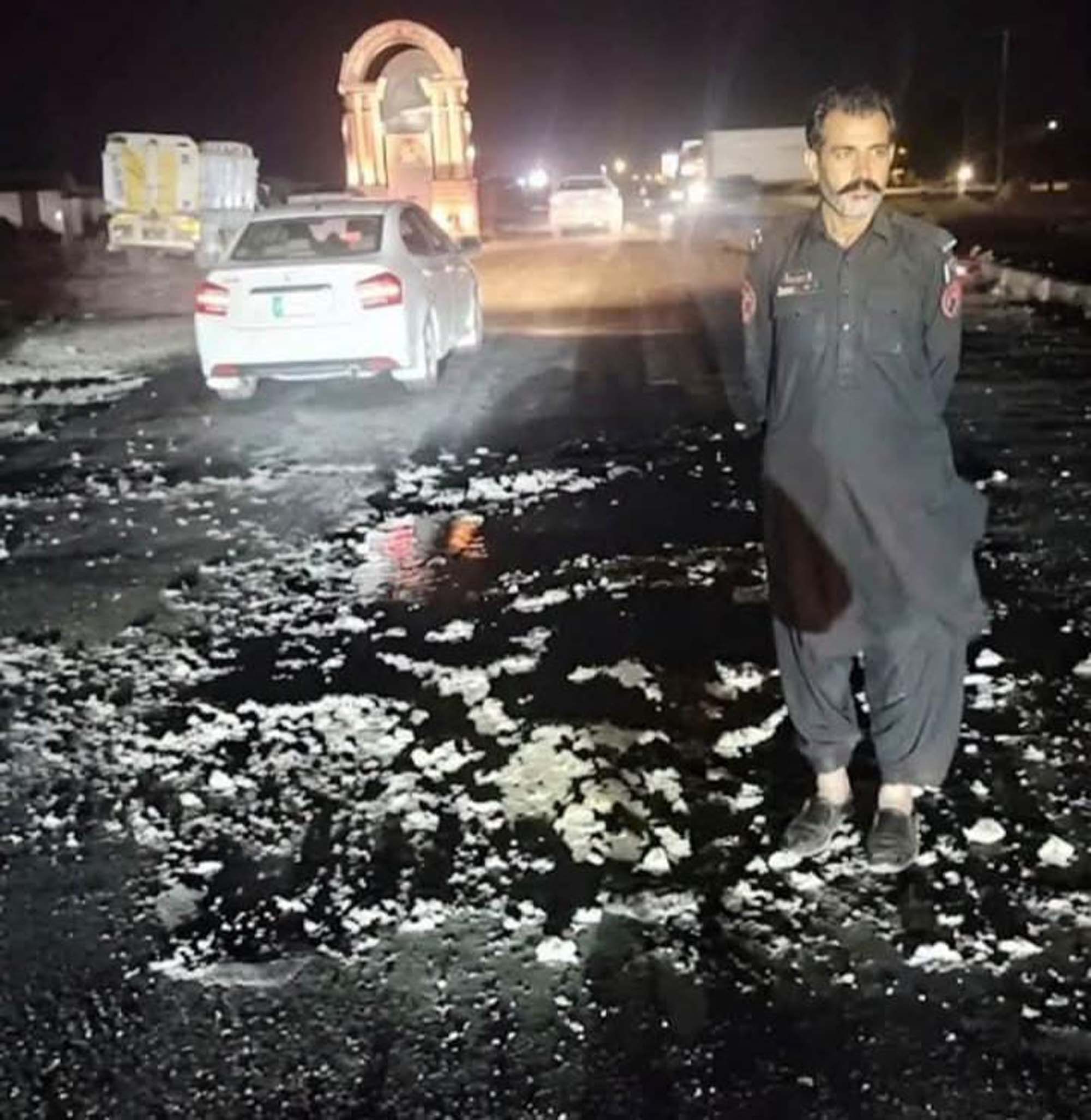 زیارت کراس