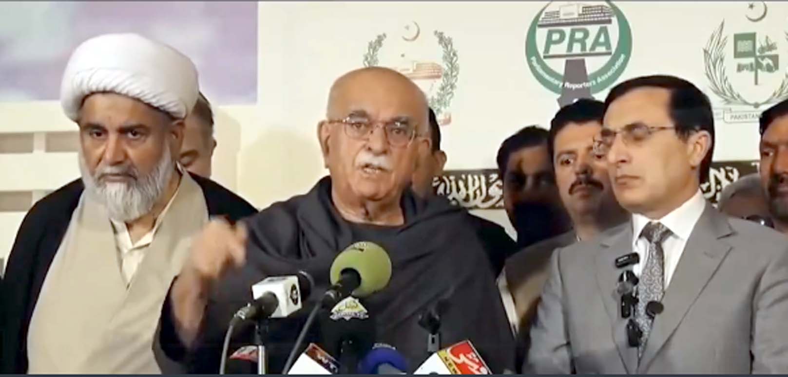 محمود خان اچکزئی