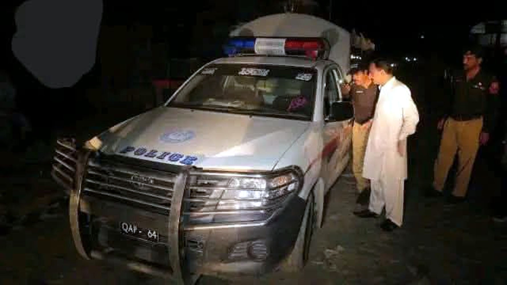 کوئٹہ پولیس گاڑی پر فائرنگ